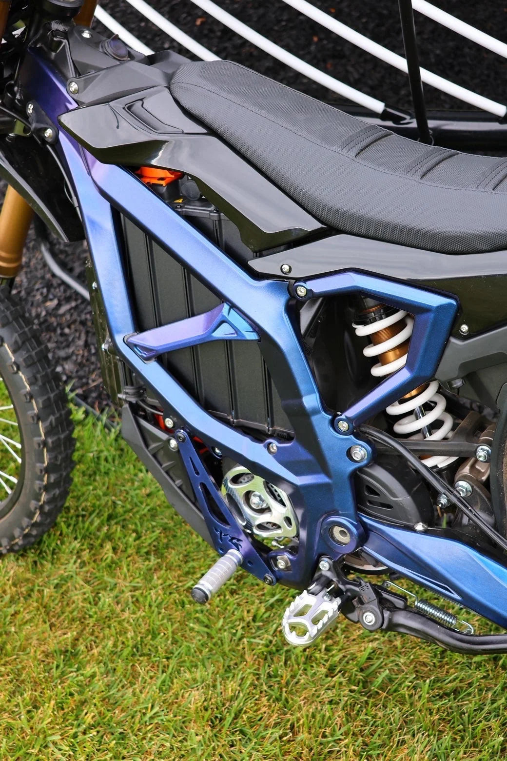 Sur-Ron mit TQ Frame Guards